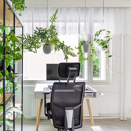 Bright City-centre With View And Parking - Haaris *