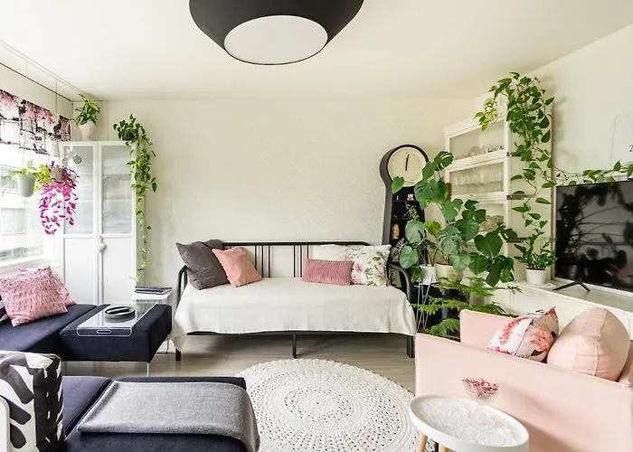 Апартаменты Bright City-centre With View And Parking - Haaris *