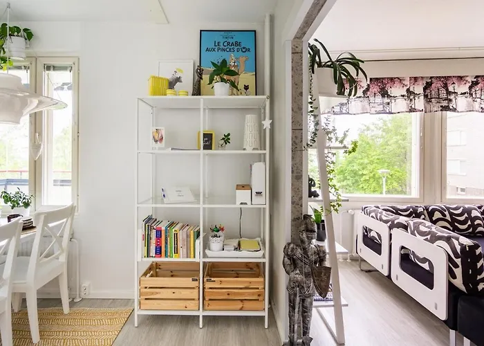 Bright City-centre With View And Parking - Haaris