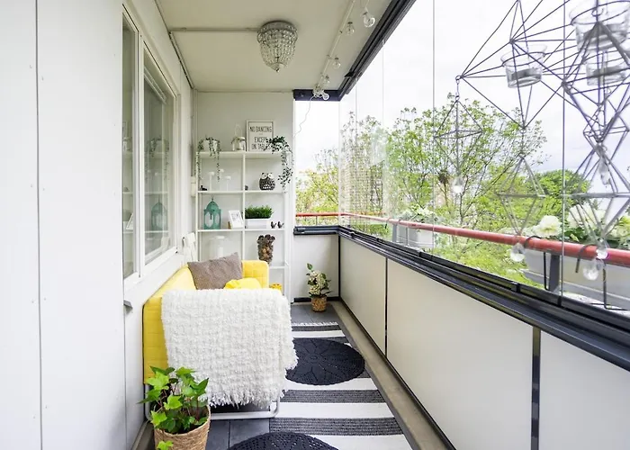 Bright City-centre With View And Parking - Haaris Διαμέρισμα