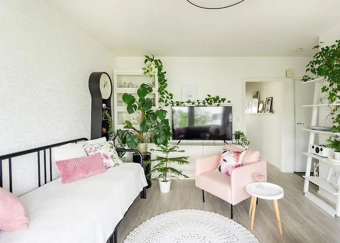 Διαμέρισμα Bright City-centre With View And Parking - Haaris